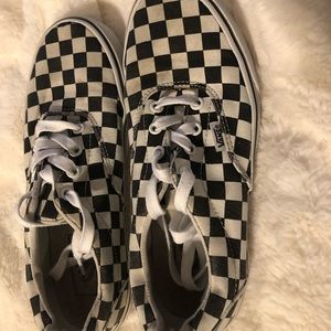 womens size 7 authentic checkerboard vans